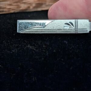 Vintage Sterling Silver Diamond Cut Etched Design Tie Clip